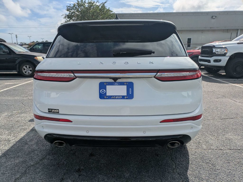 Certified 2025 Lincoln Corsair Grand Touring AWD/4WD image 6