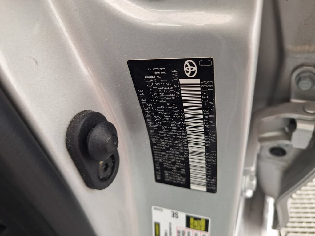 Used 2025 Toyota Corolla LE FWD image 29