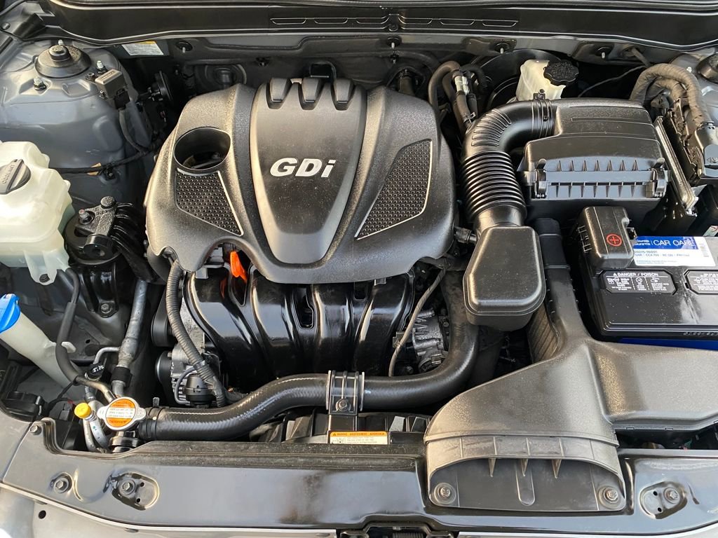 Used 2012 Hyundai Sonata GLS image 10