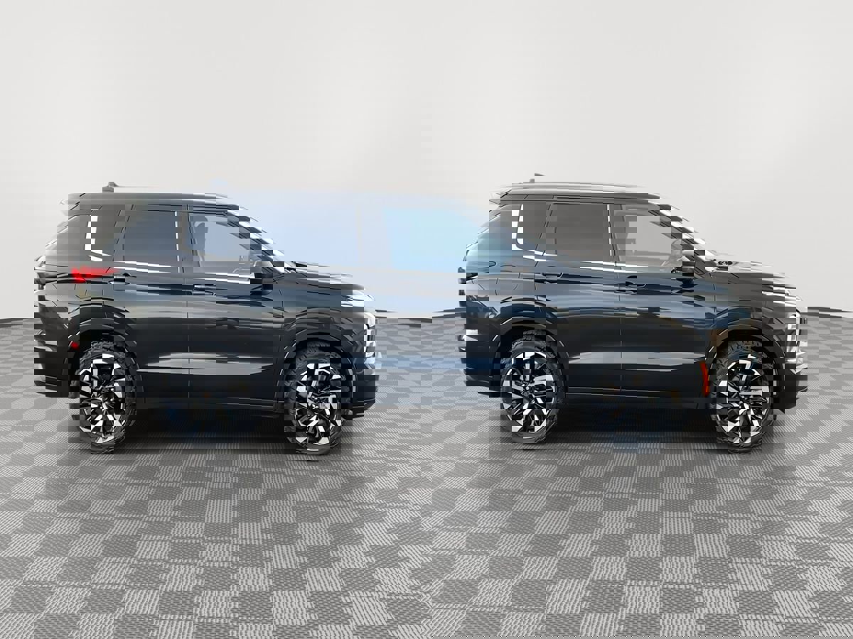 Used 2022 Mitsubishi Outlander ES AWD/4WD image 8