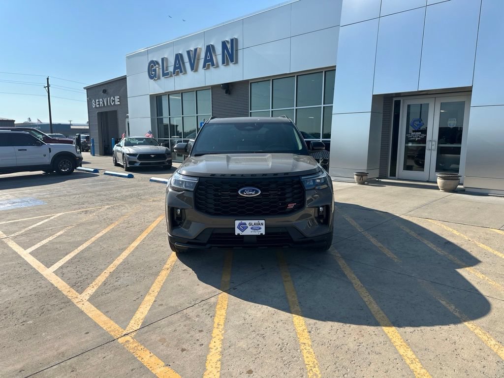 New 2026 Ford Explorer ST w/ Sun And Sound Package AWD/4WD image 2