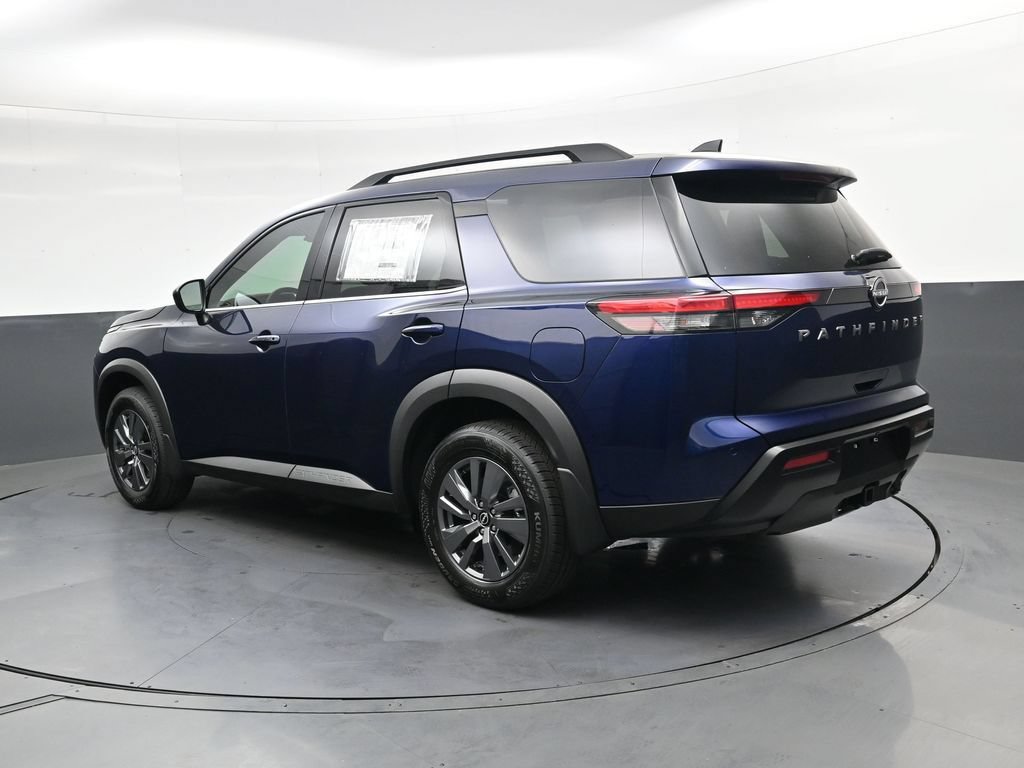 Certified 2026 Nissan Pathfinder SV w/ SV Premium Package FWD image 8