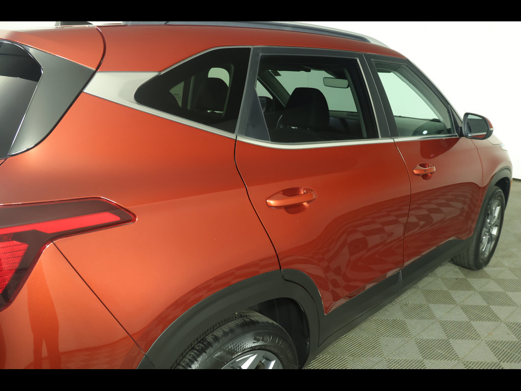 Used 2024 Kia Seltos S AWD/4WD image 15