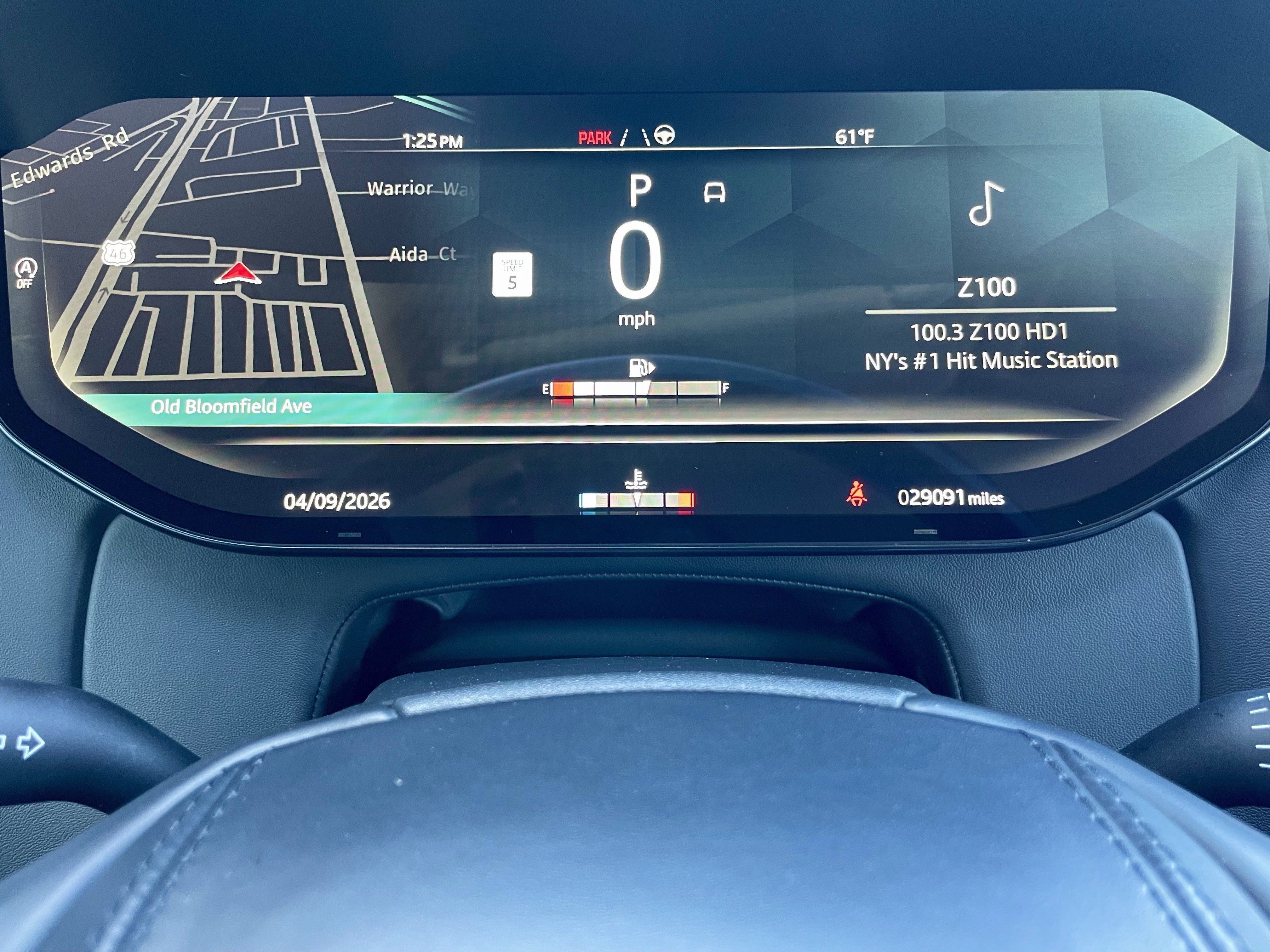 Used 2023 Land Rover Range Rover SE image 24