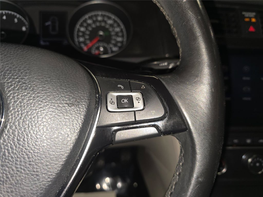 Used 2018 Volkswagen Golf SE FWD image 20