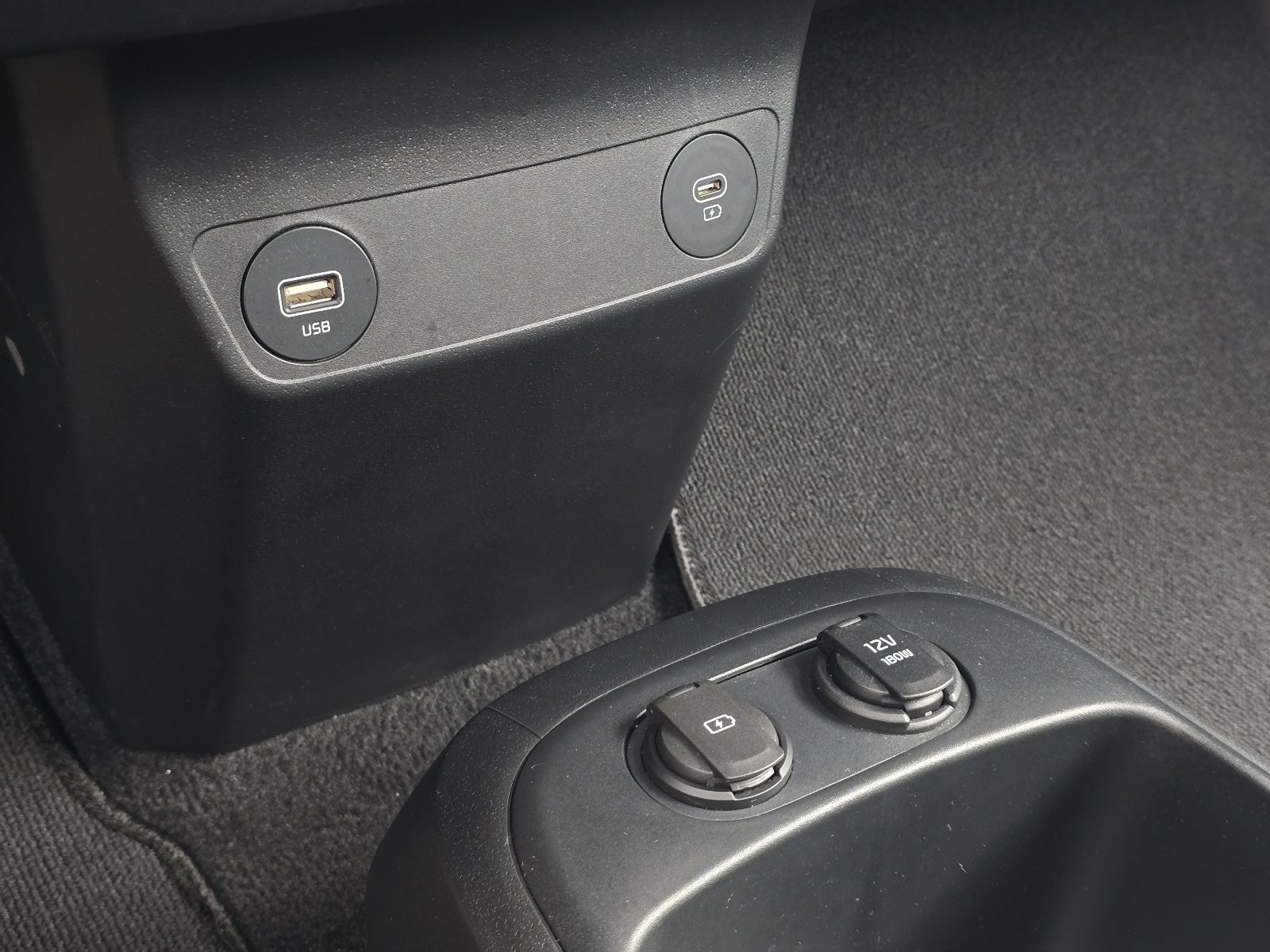 Used 2024 Kia EV6 Light RWD image 19