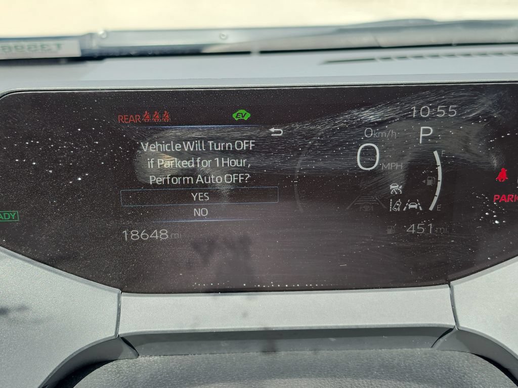Used 2024 Toyota Prius XLE FWD image 13