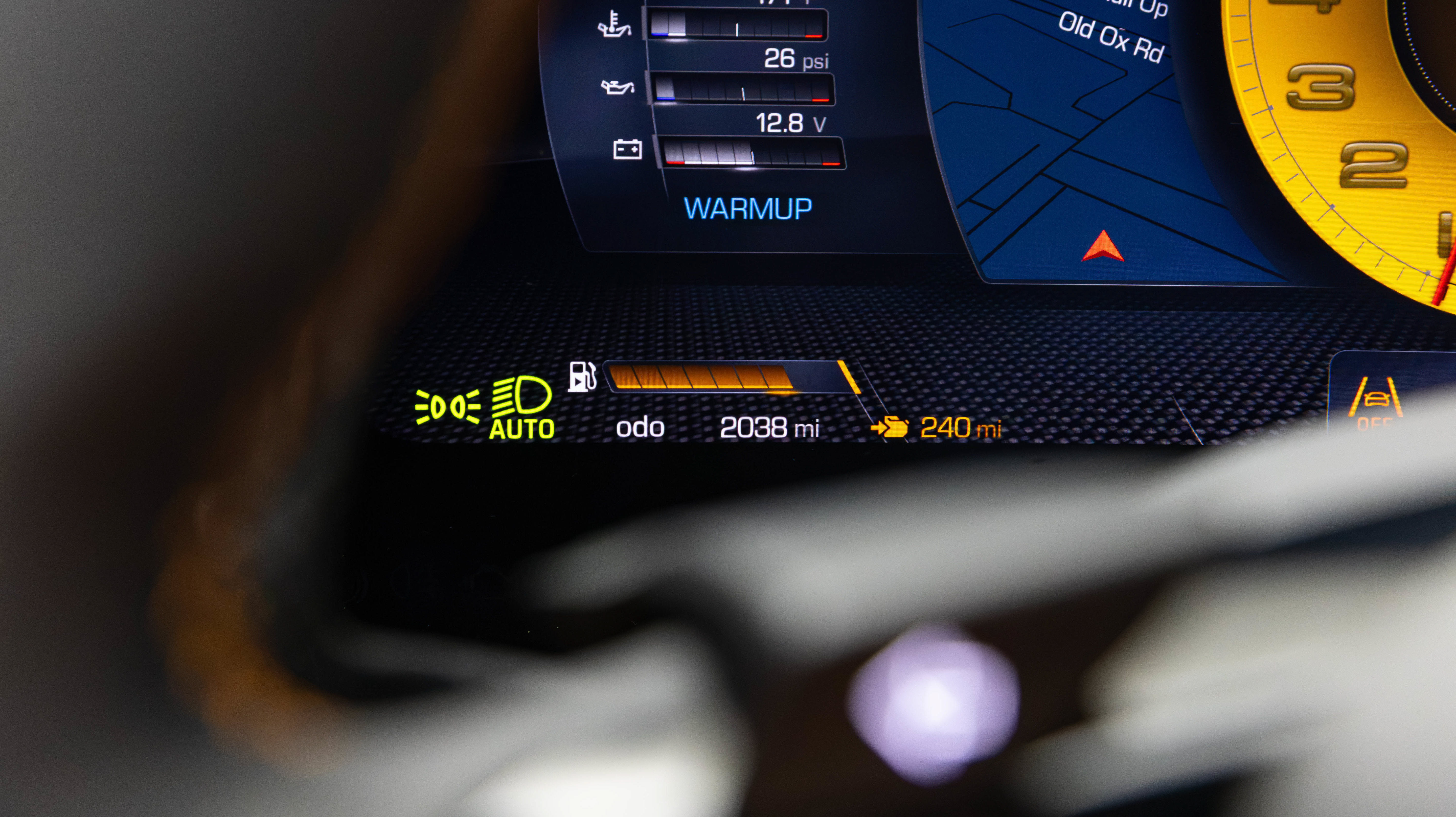 Certified 2025 Ferrari Roma Spider RWD image 25