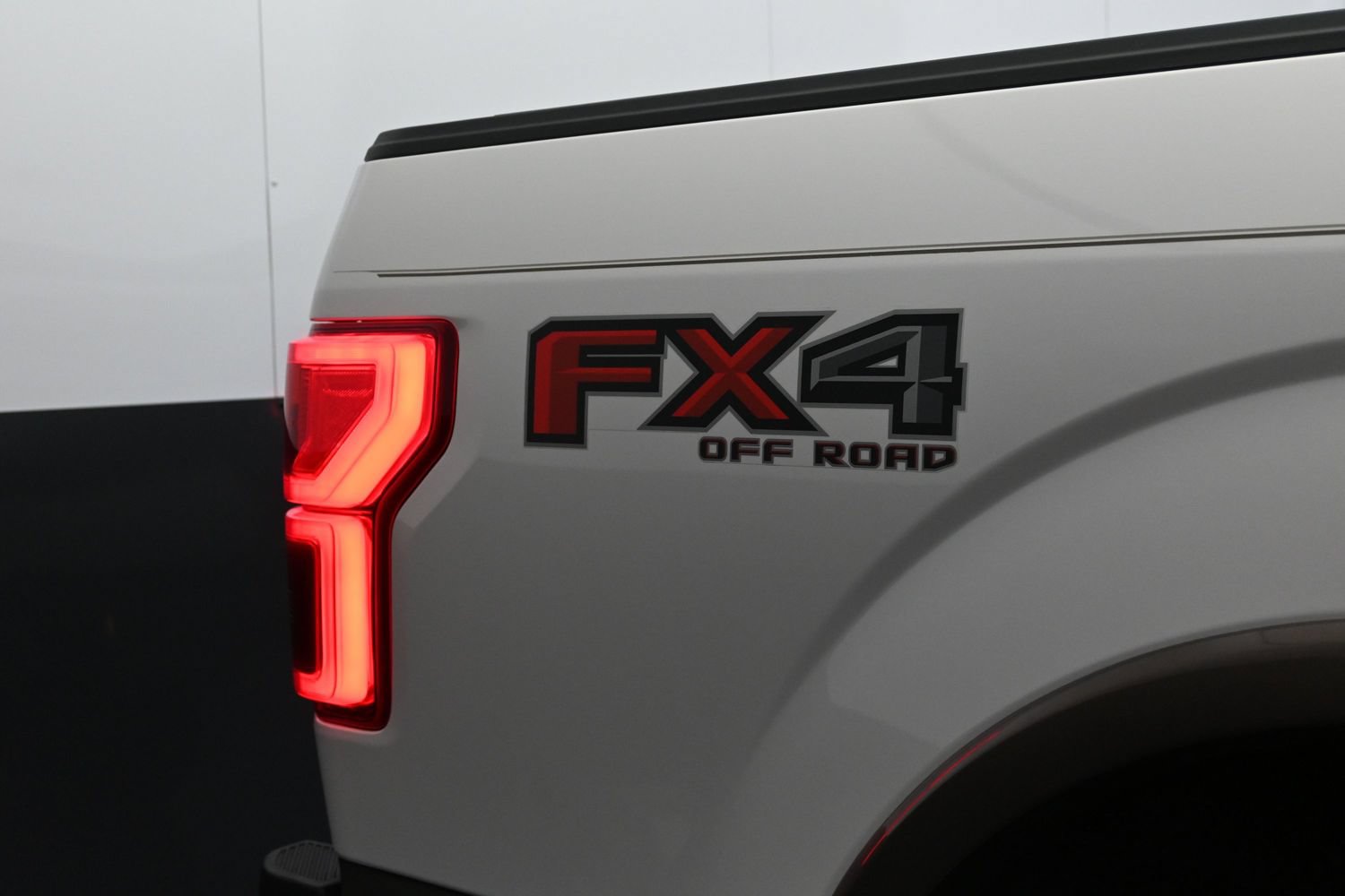 Used 2018 Ford F150 King Ranch w/ Equipment Group 601A Luxury AWD/4WD image 48