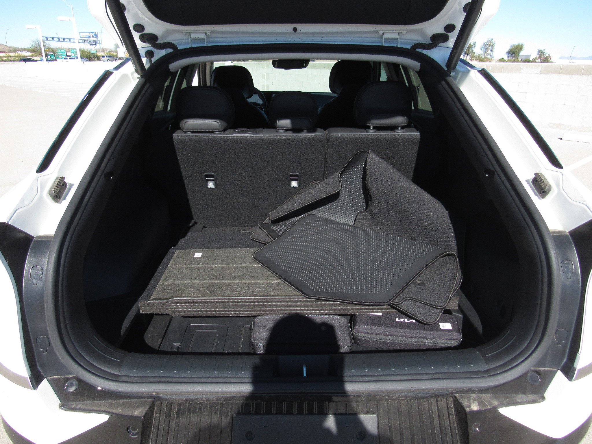 Used 2023 Kia EV6 Wind image 12