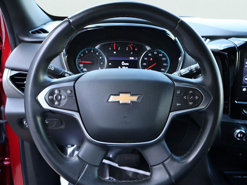 Used 2023 Chevrolet Traverse LT image 34