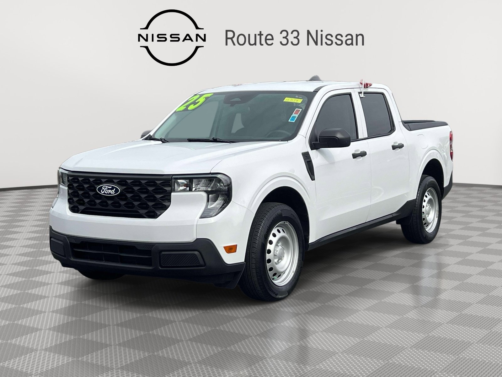 Used 2025 Ford Maverick XL w/ Equipment Group 102A image 2