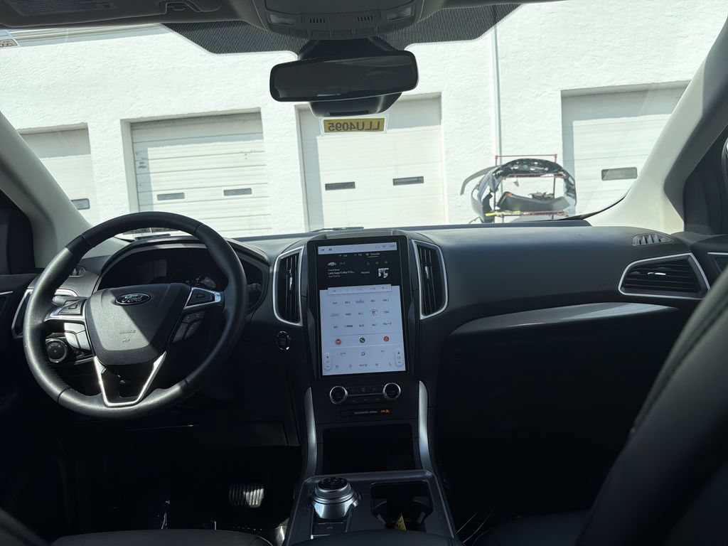 Used 2024 Ford Edge SEL w/ Convenience Package AWD/4WD image 18