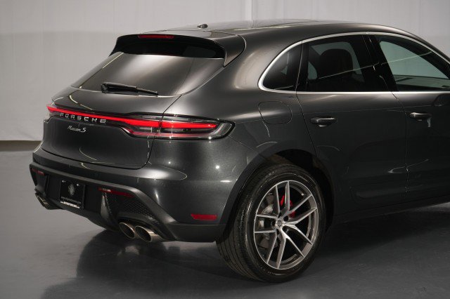 Used 2022 Porsche Macan S image 13