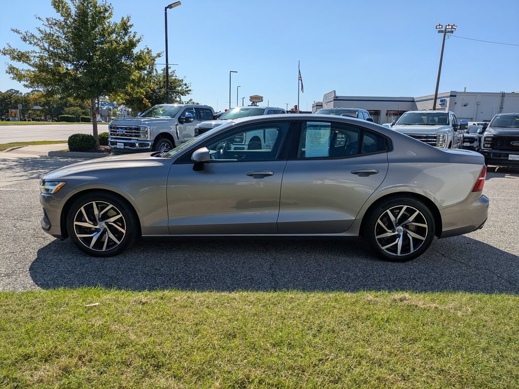 Used 2019 Volvo S60 T6 Momentum w/ Multimedia Package AWD/4WD image 7