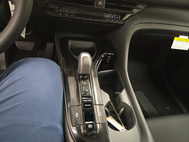 New 2026 Toyota Crown Platinum AWD/4WD image 27