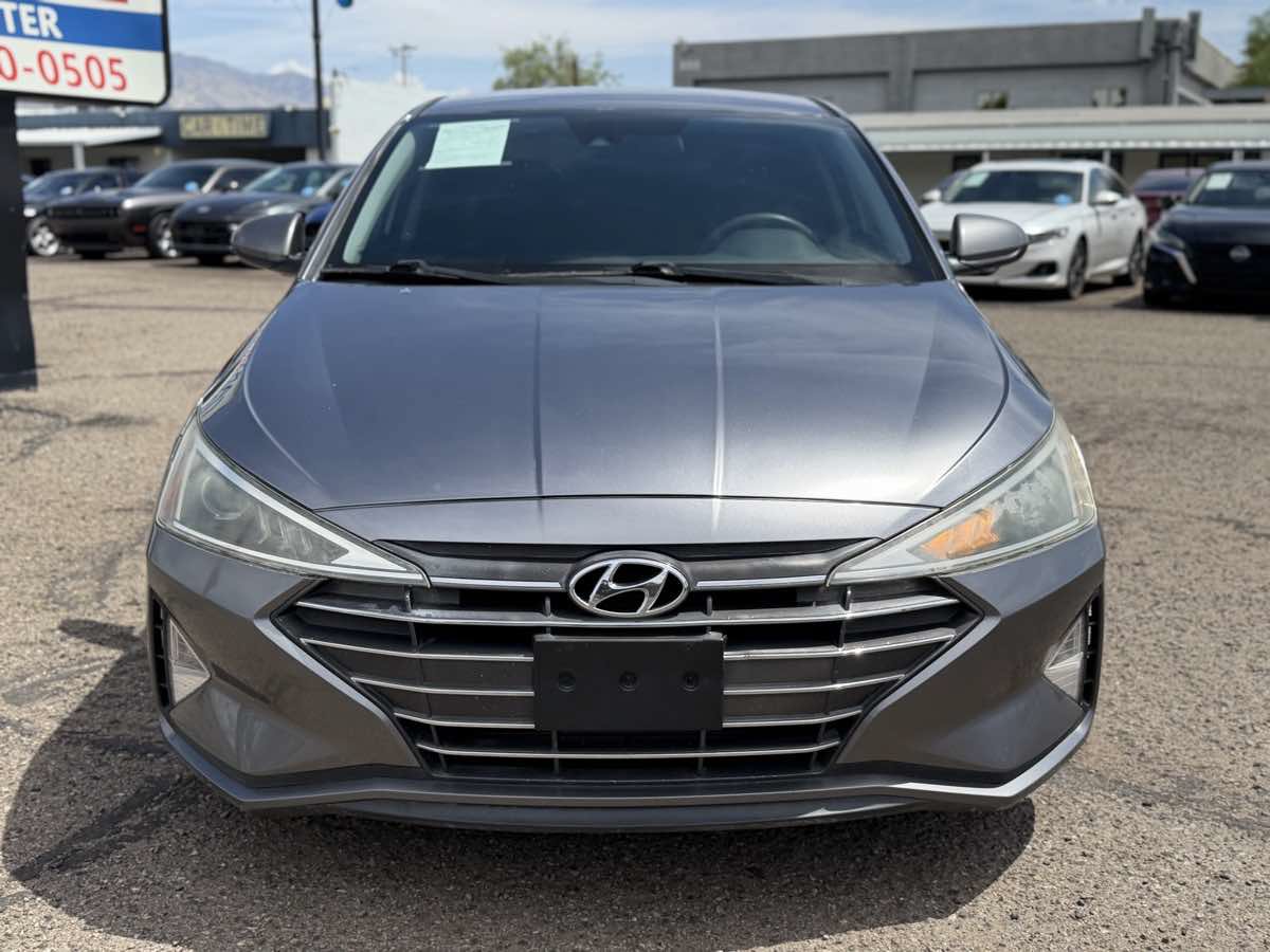 Used 2019 Hyundai Elantra SEL w/ Cargo Package FWD image 2