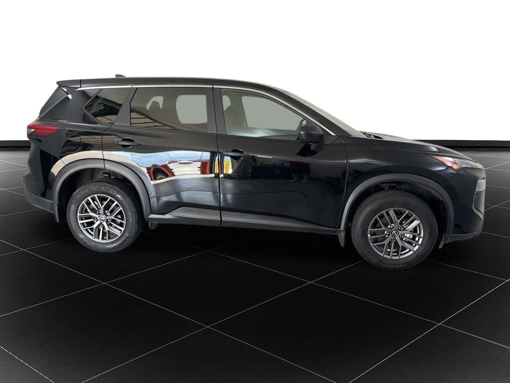 Used 2024 Nissan Rogue S AWD/4WD image 6