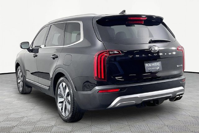Used 2021 Kia Telluride EX w/ EX Premium Package FWD image 4