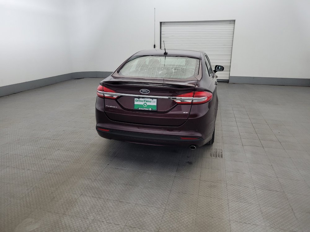 Used 2017 Ford Fusion SE w/ Equipment Group 201A FWD image 7