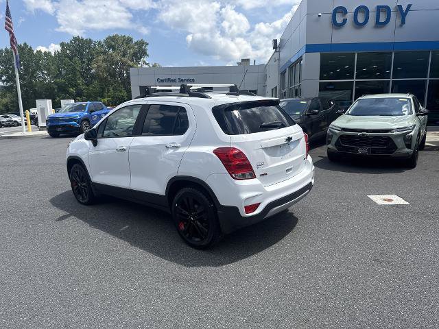 Certified 2020 Chevrolet Trax LT w/ Redline Edition AWD/4WD image 3