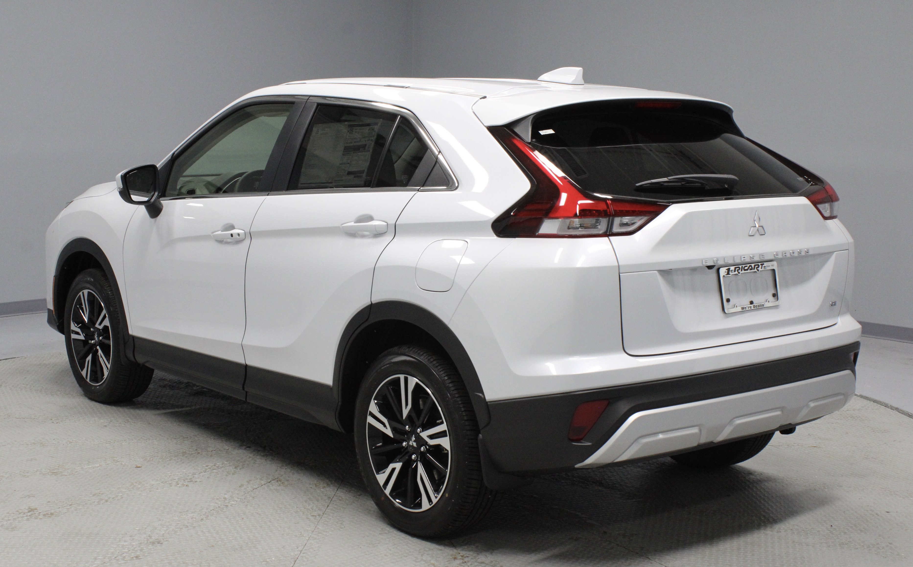 New 2026 Mitsubishi Eclipse Cross SE image 6
