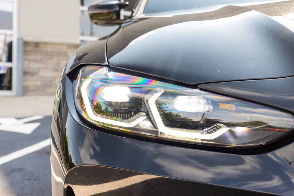 Used 2022 BMW M4 Competition w/ Executive Package RWD image 8