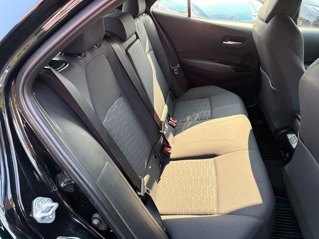 Certified 2025 Toyota Corolla SE FWD image 15
