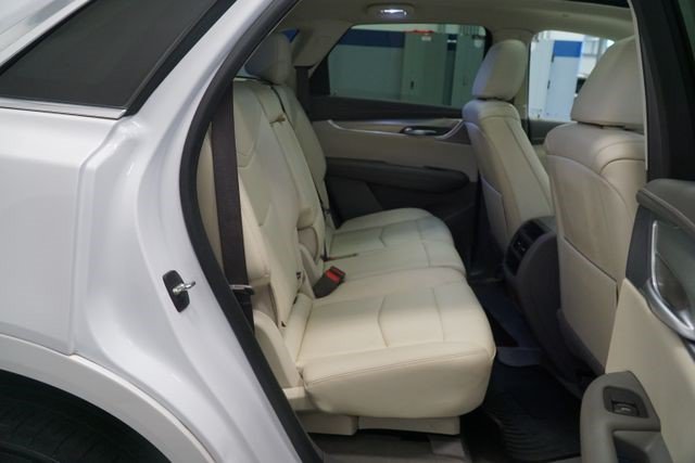 Certified 2023 Cadillac XT5 Premium Luxury AWD/4WD image 18