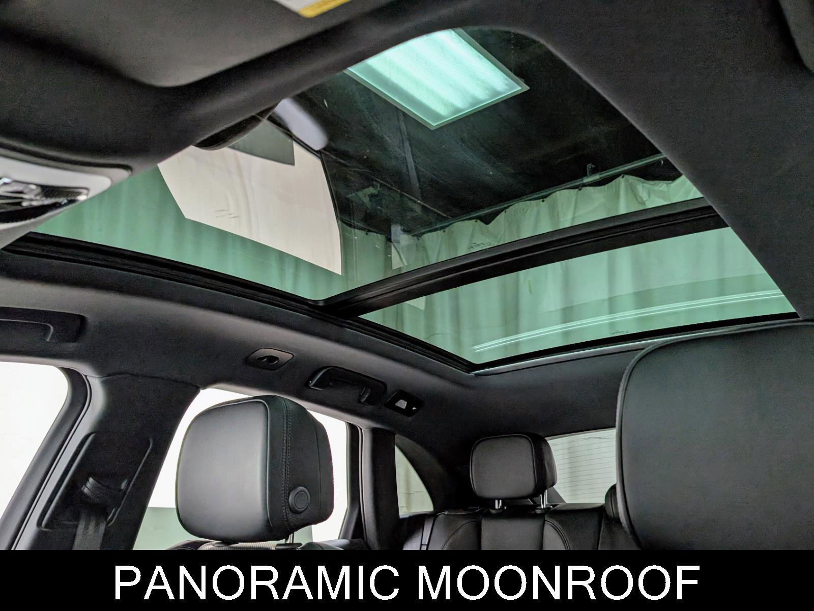 Used 2024 Porsche Macan w/ Premium Plus Package image 15