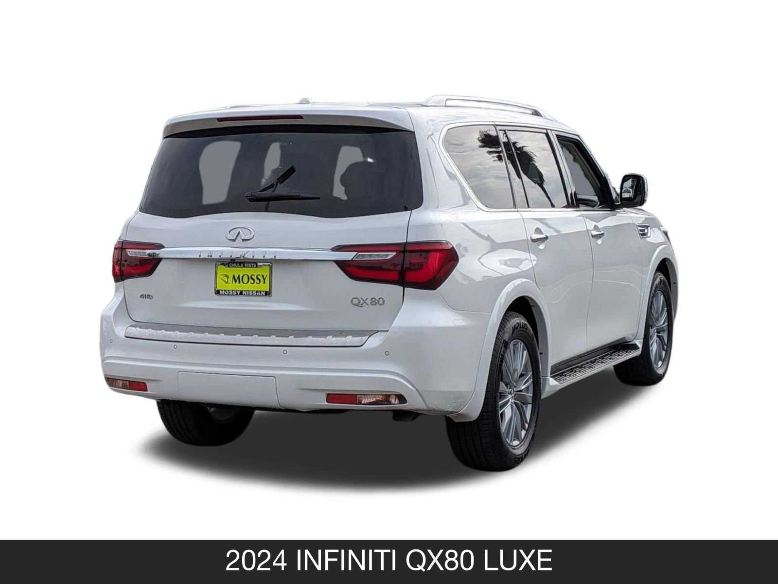 Used 2024 INFINITI QX80 Luxe image 8