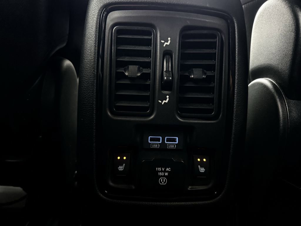 Used 2022 Dodge Durango GT image 29