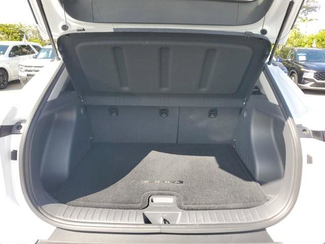 Certified 2024 Hyundai Kona SEL image 11