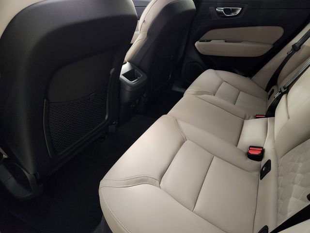 New 2026 Volvo XC60 B5 Core image 30