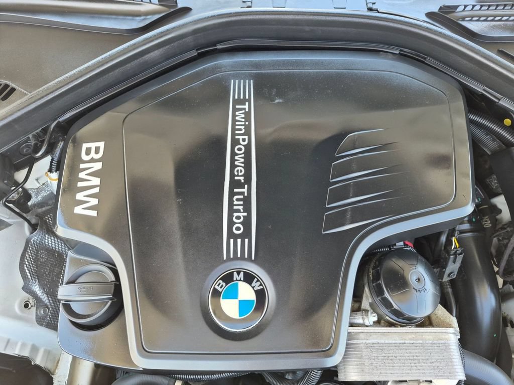 Used 2016 BMW 320i Sedan RWD image 23