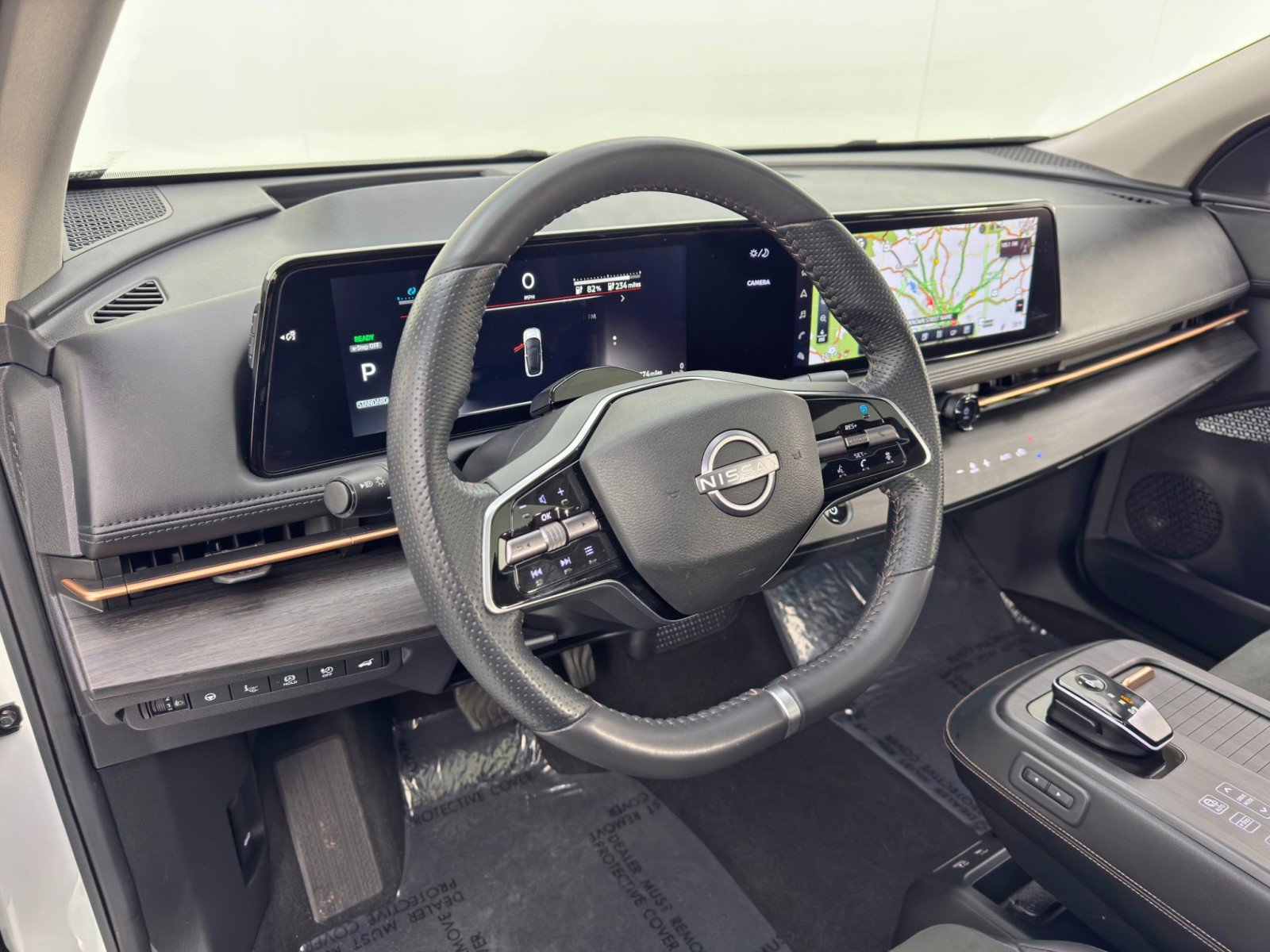 Used 2023 Nissan Ariya Premiere image 13