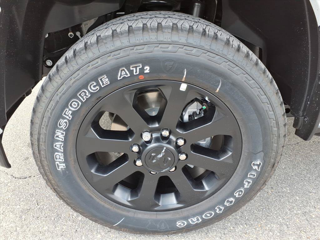 New 2026 RAM 2500 Laramie AWD/4WD image 10