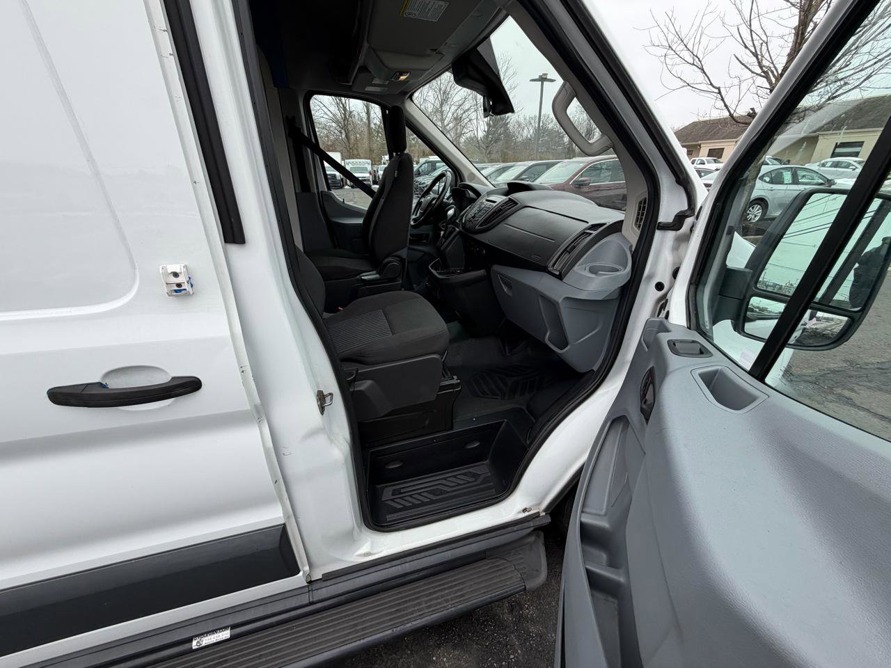 Used 2017 Ford Transit 250 T-250 148 EL Hi Rf 9000 GVWR image 28