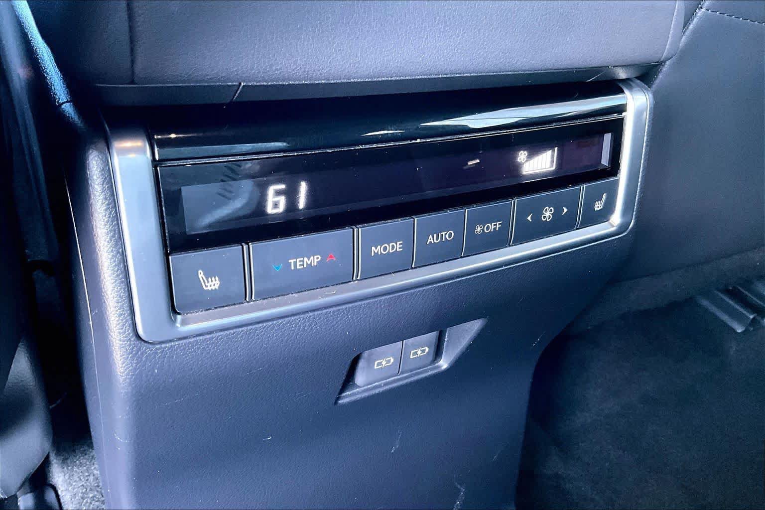 Certified 2024 Lexus GX 550 AWD/4WD image 32
