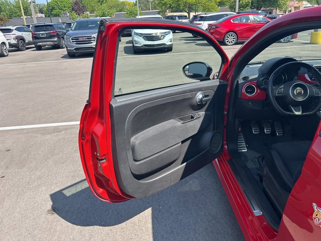 Used 2015 FIAT 500 Abarth w/ Beats Audio Package FWD image 12