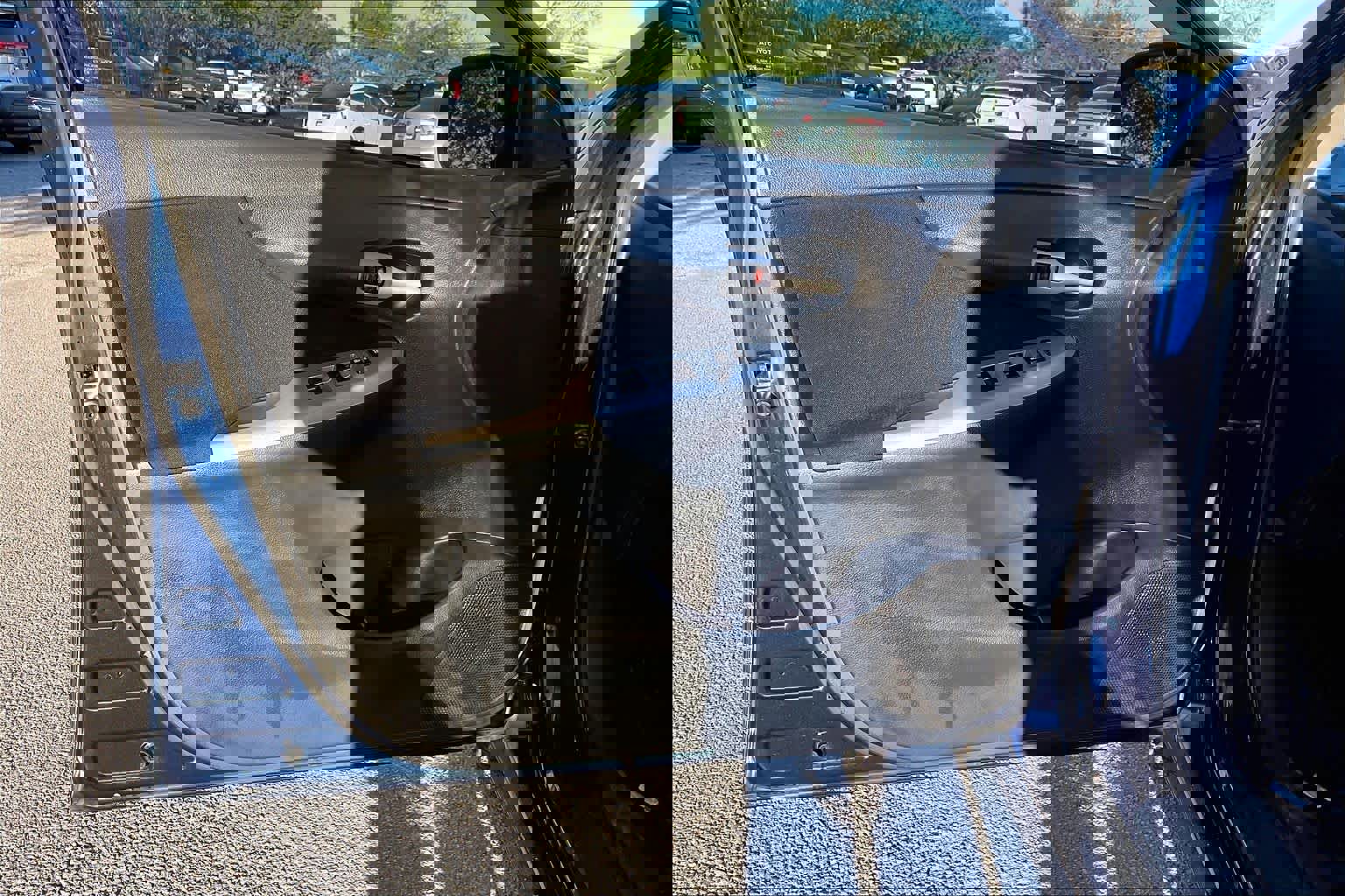 Used 2011 Toyota Corolla S image 21