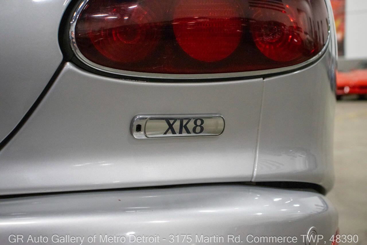 Used 2006 Jaguar XK8 Convertible RWD image 33