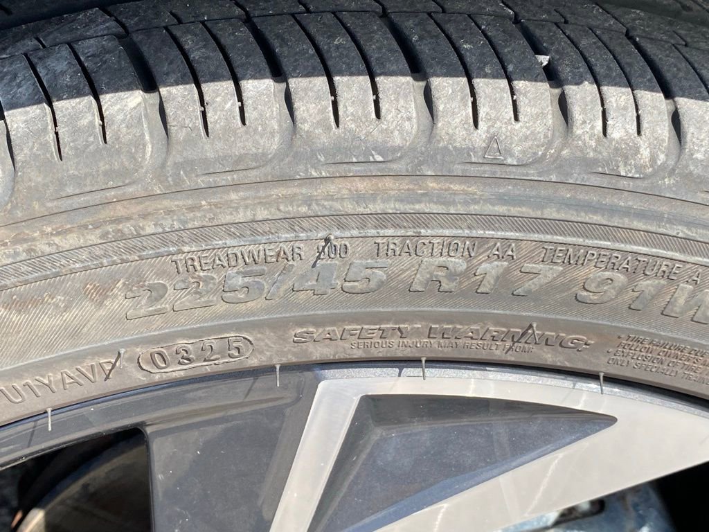 Used 2025 Hyundai Elantra Sport image 37