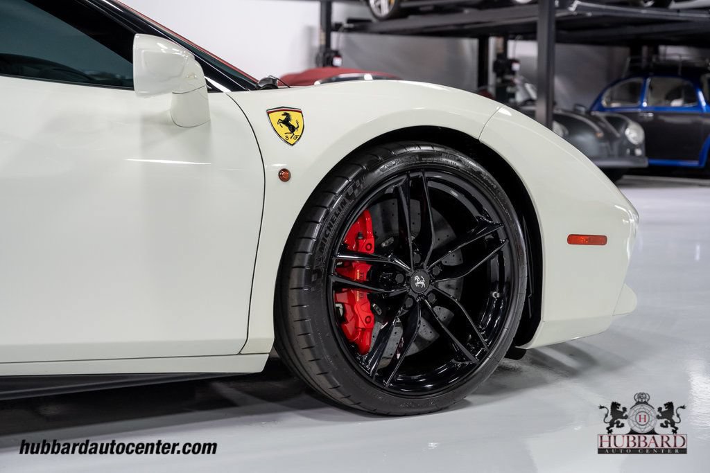 Used 2019 Ferrari 488 Spider RWD image 33
