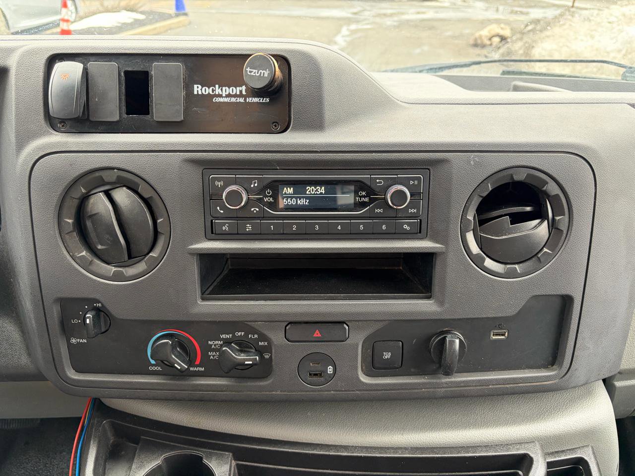 Used 2023 Ford E-450 and Econoline 450 Super Duty w/ Power Windows & Locks Group RWD image 40