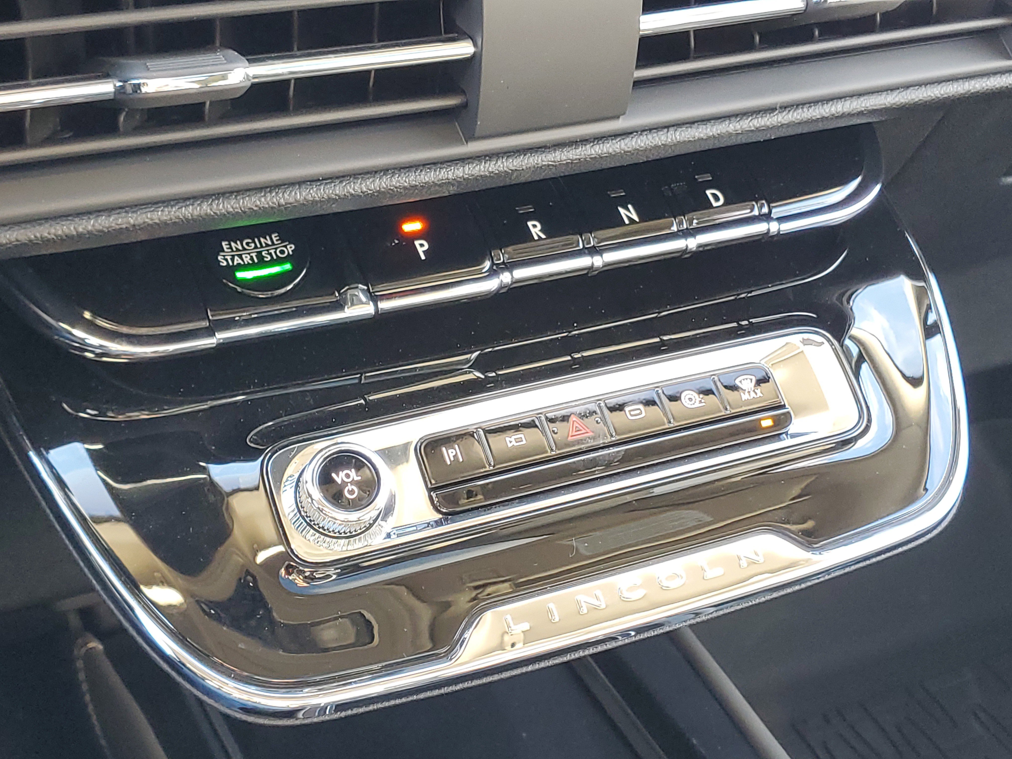 New 2025 Lincoln Corsair Grand Touring w/ Rear Removable Package Tray image 21