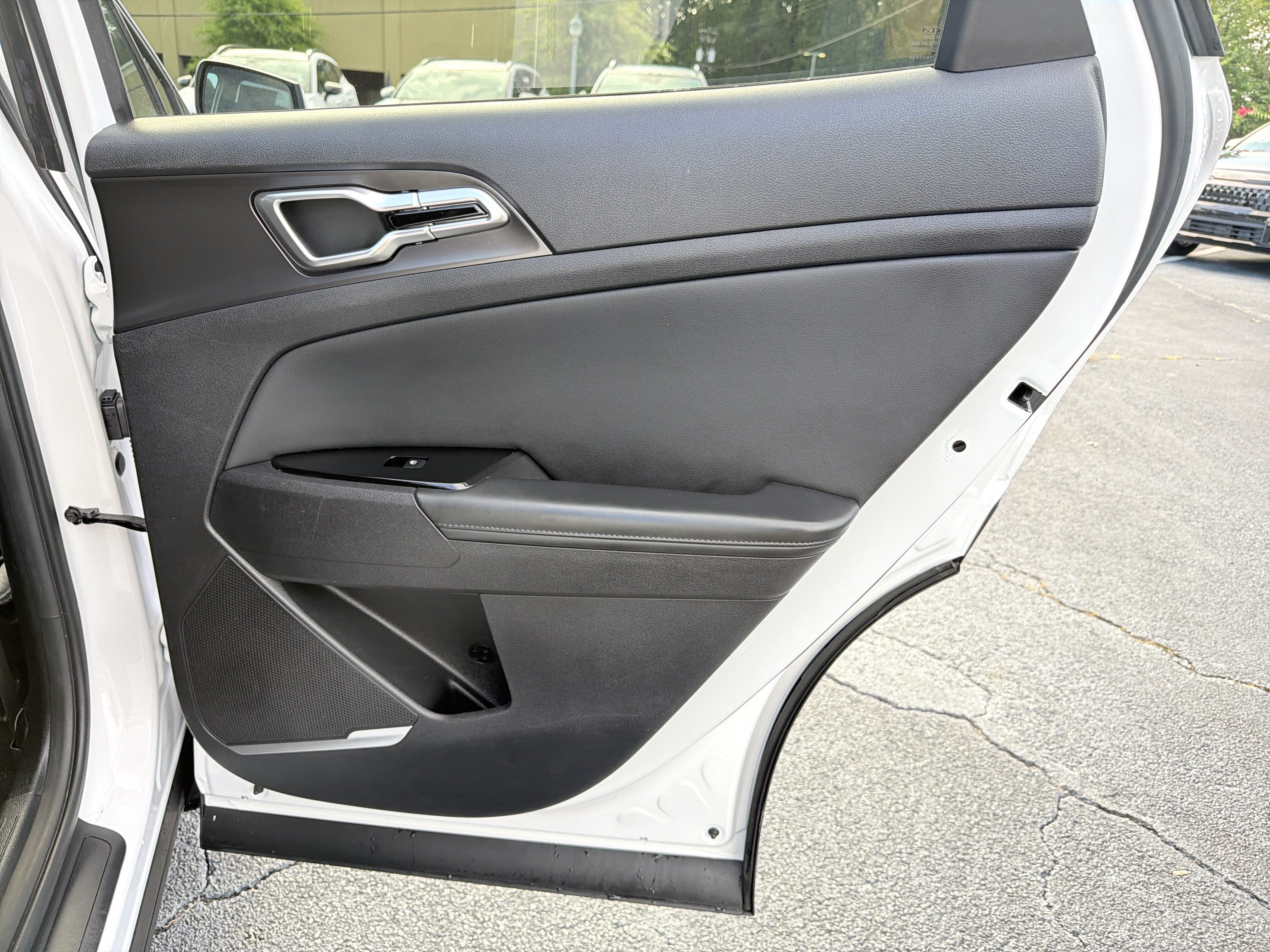 Used 2023 Kia Sportage EX FWD image 15