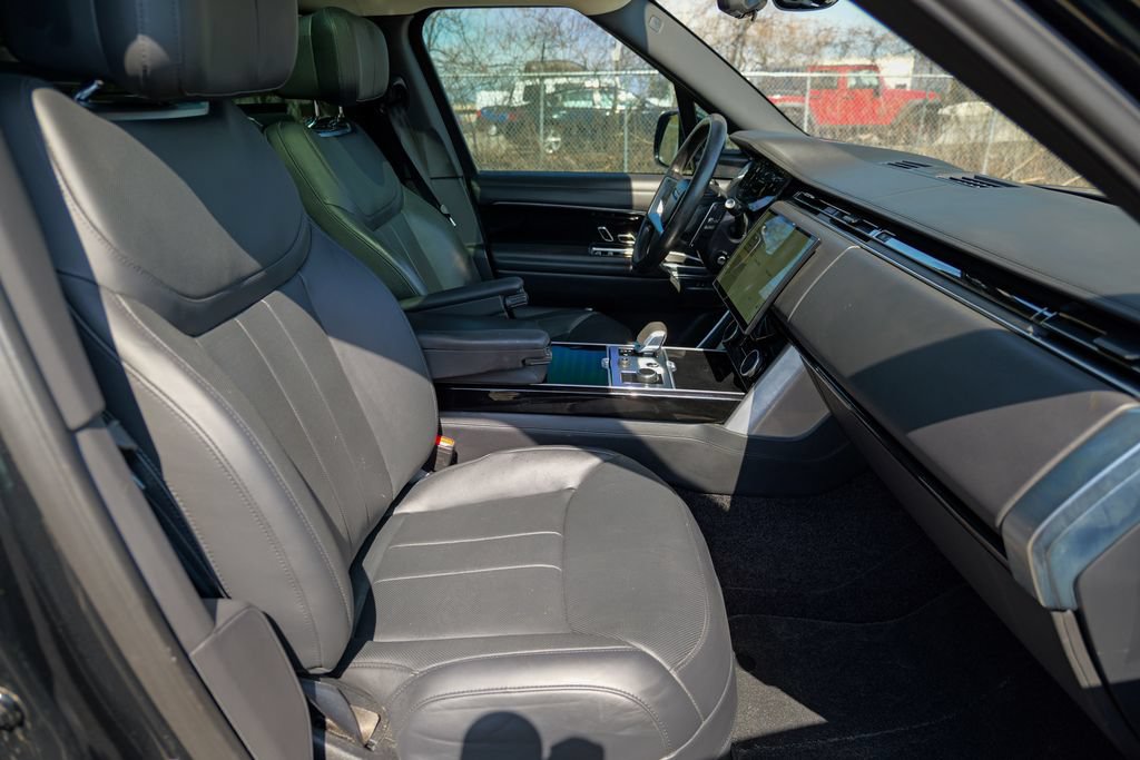 Used 2023 Land Rover Range Rover Autobiography AWD/4WD image 35