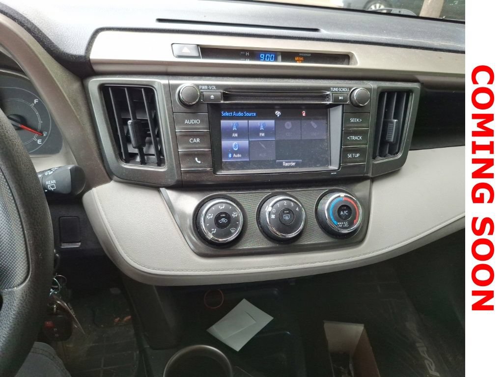Used 2015 Toyota RAV4 LE AWD/4WD image 12