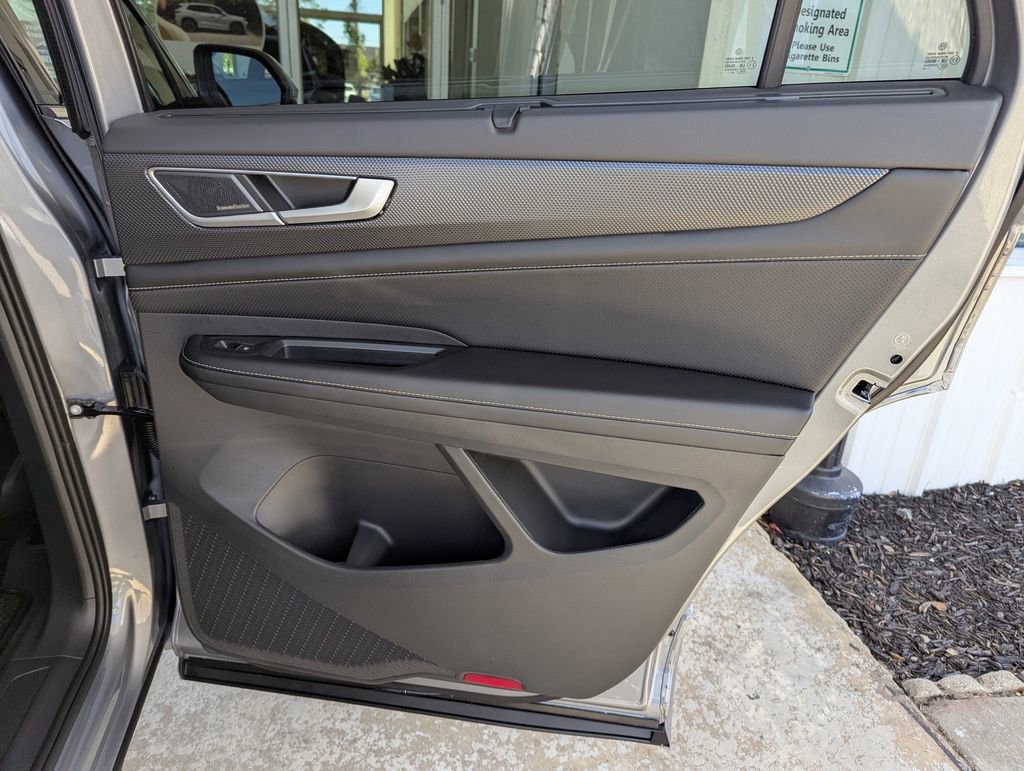 New 2026 Volkswagen Atlas Cross Sport SEL Premium R-Line image 33